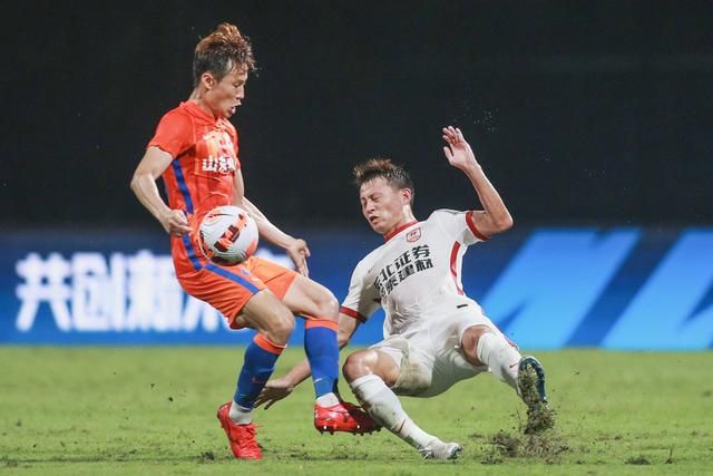 2018年2月，穆里尼奥的曼联在安菲尔德1-3失利，两天后他被解雇。